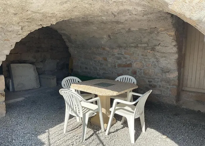 La Maison Bleue Du Plot Ailhon
