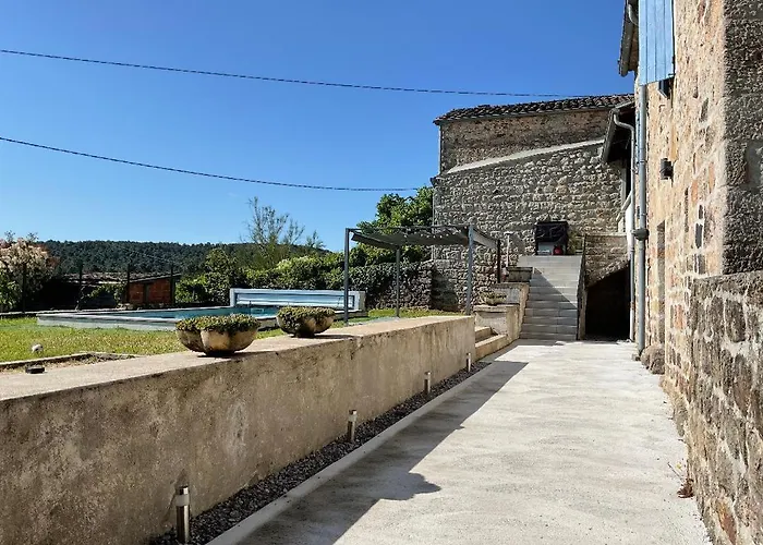 Vakantiehuis La Maison Bleue Du Plot Ailhon